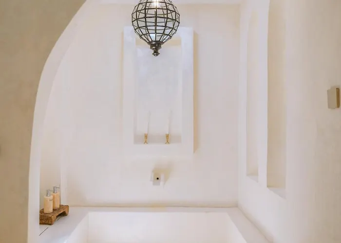 Stella: 2br Vibrant Mediterranean Oasis * Canggu (Bali)