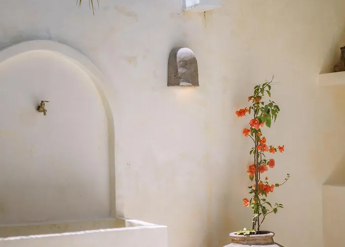 Villa Stella: 2br Vibrant Mediterranean Oasis