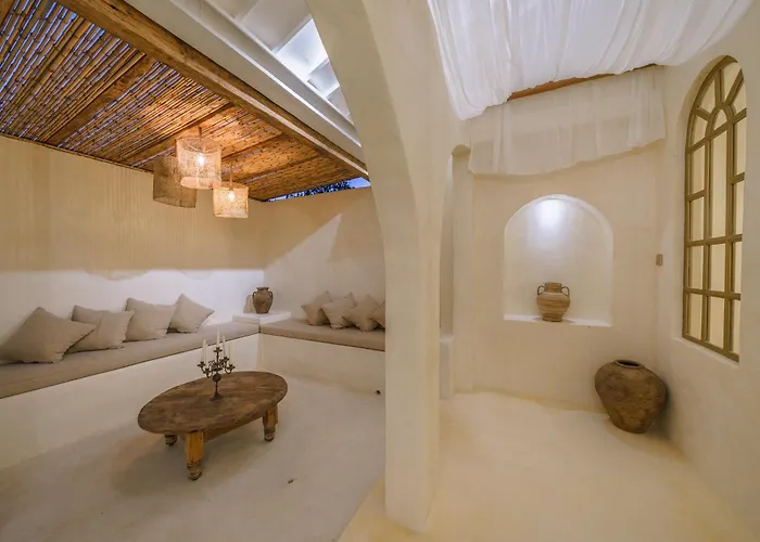Villa Stella: 2br Vibrant Mediterranean Oasis *