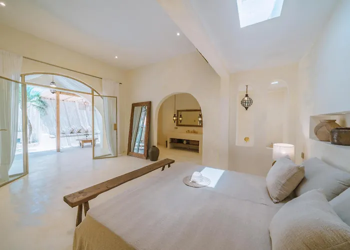 Stella: 2br Vibrant Mediterranean Oasis * Canggu (Bali)