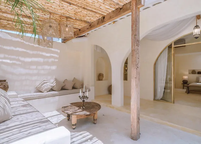 Stella: 2br Vibrant Mediterranean Oasis Villa *