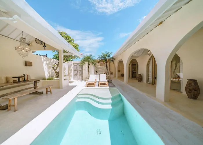 Stella: 2br Vibrant Mediterranean Oasis *