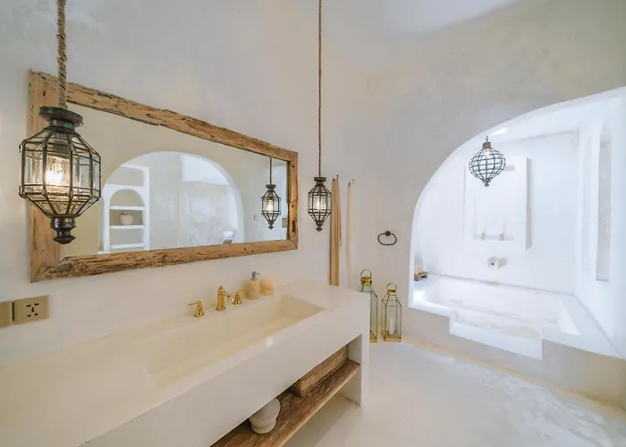 Stella: 2br Vibrant Mediterranean Oasis *