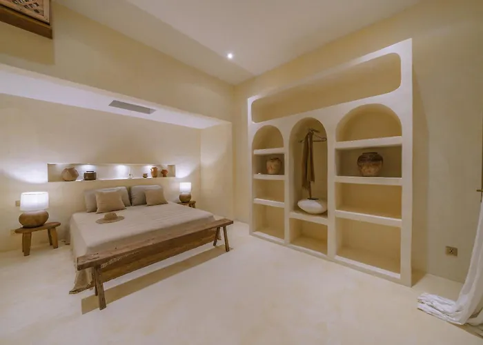 Stella: 2br Vibrant Mediterranean Oasis *